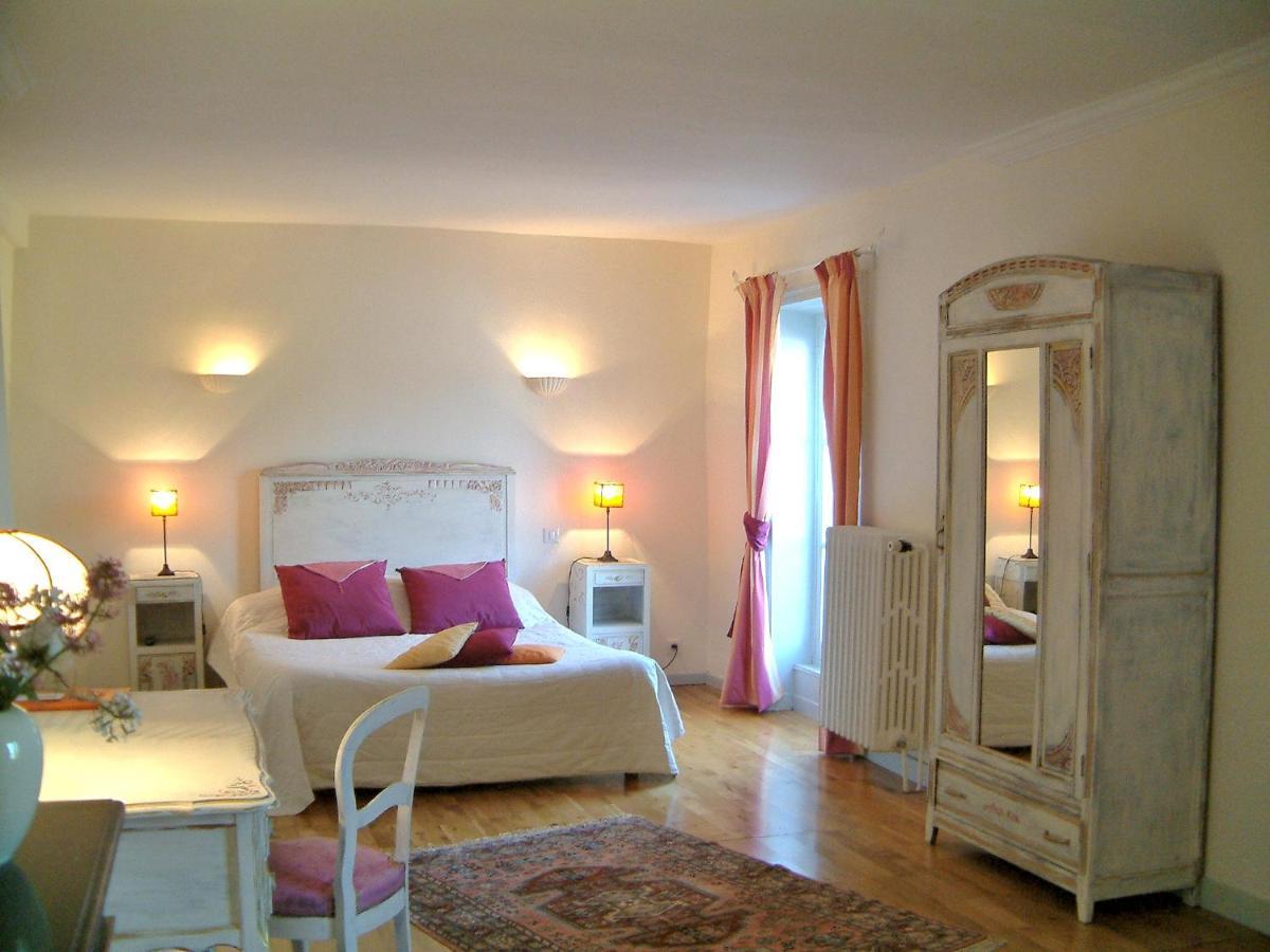 Chambres D'Hotes "Le Calme" Denicé 外观 照片